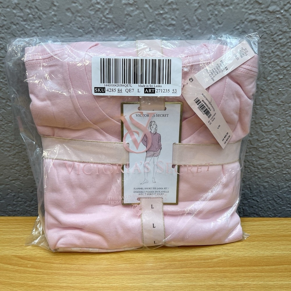 NWT Victoria's Secret Pink Flannel Short Tee Jama Set L Large 2 Pc Pajamas New